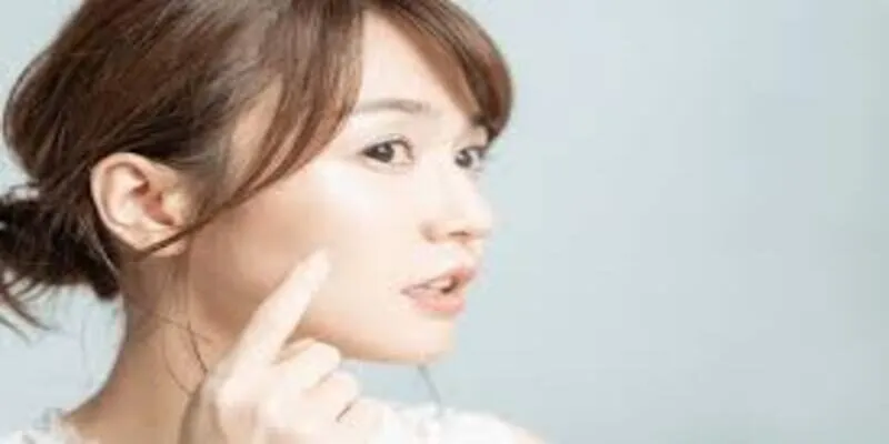 Uống đủ nước - Tạm biệt làn da khô và thiếu ẩm